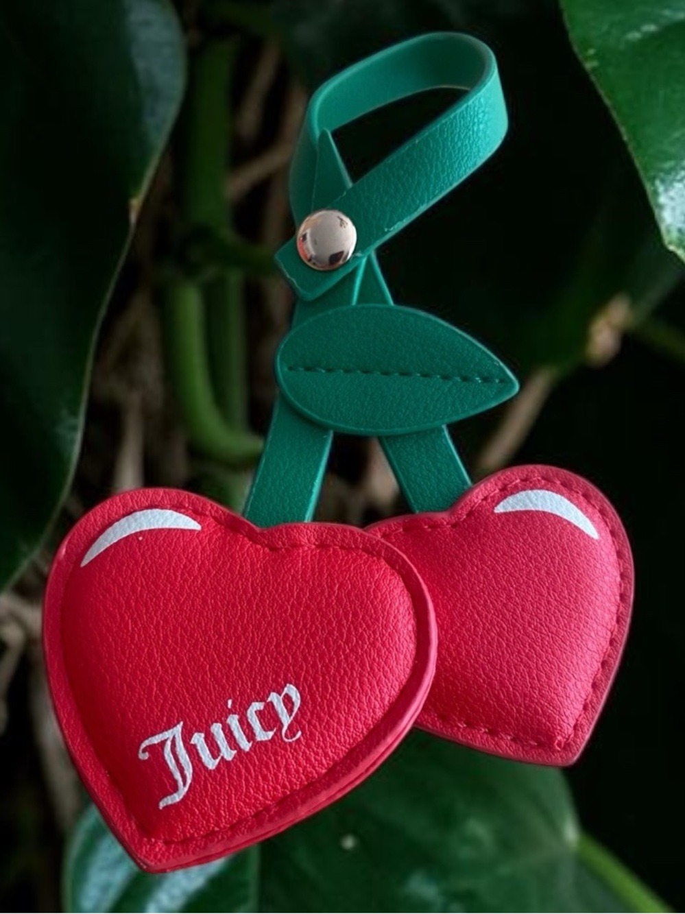 Juicy couture, red, cherry heart bag charm NWOT - Picture 5 of 6